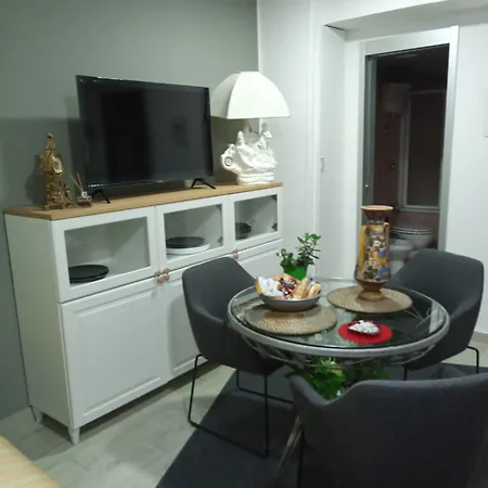 Il Borghetto House Grey *